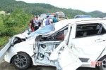 Huyndai i10 đấu đầu xe tải trên QL 1A qua Hà Tĩnh, 5 người đàn ông nhập viện