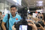 ĐT Việt Nam về nước trong sự chào đón của người hâm mộ