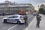 Pháp chặn đứng âm mưu tấn công khủng bố tương tự vụ 11/9