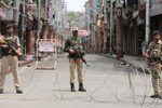 Pakistan - Ấn Độ nã súng nghiêm trọng tại biên giới Kashmir