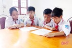 4 học sinh cùng lớp tại Hà Tĩnh giành HCV Olympic Toán tiếng Anh
