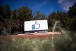 Facebook bị cáo buộc lợi dụng dữ liệu cá nhân người dùng để thao túng đối thủ