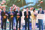 Hà Tĩnh trao hỗ trợ Hà Giang 500 triệu đồng tại đêm khai hội Hoa Tam giác mạch