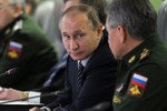 Tổng thống Putin tiết lộ lý do Nga cắt giảm chi tiêu quốc phòng