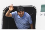 Morales cáo buộc tổng thống lâm thời Bolivia đảo chính