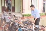 “Gian hàng 0 đồng” góp quần áo, xe đạp cũ tặng học sinh nghèo Hà Tĩnh