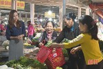 Xách làn đi chợ - Việc làm nhỏ, ý nghĩa lớn của chị em Hà Tĩnh