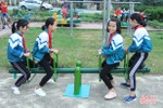 Biến phế thải thành khu vui chơi lý thú cho trẻ em ở Nghi Xuân