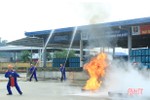 Diễn tập đối phó với tình huống cháy nổ tại trạm chiết nạp gas