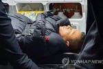Chủ tịch đảng đối lập Hàn Quốc tuyệt thực đến bất tỉnh