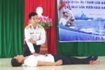Hải quân Việt Nam làm điểm tựa cho ngư dân Hà Tĩnh vươn khơi bám biển