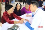 550 người dân Nghi Xuân được khám, cấp thuốc miễn phí