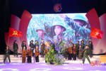 Gần 1.000 học sinh tiểu học ở TP Hà Tĩnh vui hội “Trang sử em yêu”