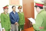 Hà Tĩnh: Bắt cán bộ địa chính “phù phép” hồ sơ chiếm đoạt trên 300 triệu đồng