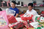 Sử dụng 11kg bơ nhân kem quá “đát”, cơ sở làm bánh ở Hương Khê bị phạt 10 triệu đồng