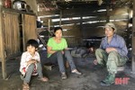 Một gia đình ở huyện miền núi Hà Tĩnh mong được giúp đỡ