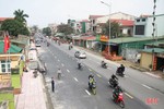 Phấn khởi “vi vu” trên tuyến đường “treo” lâu nhất TP Hà Tĩnh
