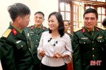 Phó Chủ tịch Thường trực HĐND tỉnh Hà Tĩnh chúc tết các đơn vị ở Thạch Hà