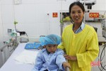 Bác sỹ Hà Tĩnh cứu bé gái thoát khỏi “tử thần” sau chấn thương sọ não nặng