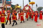 Đón bằng Di tích lịch sử - văn hóa cấp tỉnh Nhà thờ Nguyễn Văn Vựng - Nguyễn Văn Hội