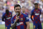 Lionel Messi: Nước mắt thằng hề