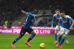 Lukaku bị “bắt chết”, Inter bại trận trên sân nhà