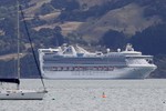 Hơn 3.000 người bị cách ly trên du thuyền ở New Zealand vì Covid-19