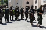 Chính phủ Afghanistan và Taliban lần đầu thảo luận về trao đổi tù nhân