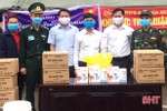 Hà Tĩnh tặng thiết bị y tế cho lực lượng phòng chống dịch nước bạn Lào