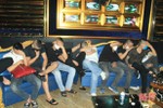 Khởi tố bị can thứ 2 liên quan đến vụ 76 đối tượng “phê” ma túy trong quán karaoke ở thị trấn Xuân An
