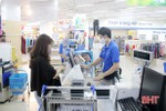 Cửa hàng ở Hà Tĩnh sau giãn cách xã hội: Người bán chờ người mua!