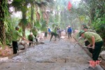 Vì nhiều lí do, làm đường giao thông nông thôn ở Hà Tĩnh tiến độ “rùa bò”