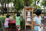 Mô hình tủ ăn từ thiện hỗ trợ Covid-19 lan rộng tại Thái Lan
