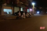 “Giật mình” với xe máy điện không đèn, không còi lao trong đêm ở Hà Tĩnh