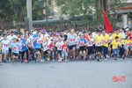 Hơn 600 vận động viên tham gia giải việt dã gia đình TP Hà Tĩnh 2020