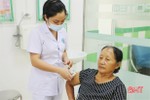 Hàng trăm người dân Hà Tĩnh chủ động tiêm phòng bệnh dại