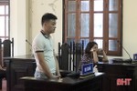 Nỗi đau của người mẹ dự phiên tòa xử án con trai ở Hà Tĩnh