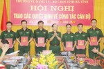 Trao quân hàm thượng tá cho 12 sỹ quan quân đội ở Hà Tĩnh