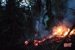 Hàng trăm người kịp thời khống chế 2 điểm cháy rừng Hương Sơn