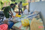 Ra Hà Nội mua dung dịch, về Hà Tĩnh sản xuất nước rửa chén giả