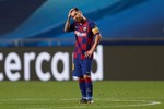 Barca cúi đầu rời Champions League sau trận thua 2-8