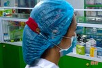 Người Hà Tĩnh làm nhiều “tai giả” tặng y bác sỹ Đà Nẵng chống dịch Covid-19