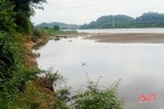 Gần 14 tỷ đồng xây kè ngăn sạt lở bờ sông Ngàn Sâu ở xã miền núi Hà Tĩnh