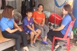 Giúp học sinh nghèo Hà Tĩnh viết tiếp ước mơ đến trường