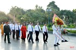 Lãnh đạo Hà Tĩnh dâng hương tưởng niệm Bác Hồ nhân kỷ niệm 75 năm Quốc khánh nước CHXHCN Việt Nam