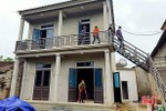 Hà Tĩnh hoàn thành 100 căn nhà tránh lũ cho người dân miền núi