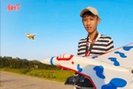 Xem máy bay mô hình tiêm kích “Su-27” của cậu học trò Hà Tĩnh