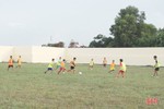 Bóng đá phong trào giúp cầu thủ nhí Hà Tĩnh “bắt nhịp” sân chơi chuyên nghiệp