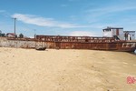 Tàu sắt vô chủ trôi dạt vào vùng biển Hà Tĩnh sẽ được bán đấu giá
