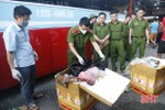 Cảnh sát Môi trường Hà Tĩnh bắt giữ xe vận chuyển 250 kg sản phẩm động vật không rõ nguồn gốc xuất xứ